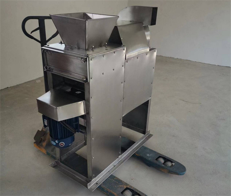 black bean peeling machine, soybean peeling machine