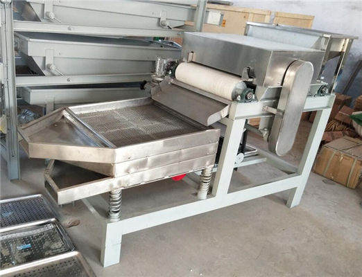 walnut cutting machine, walnut chopping machine, walnut cutter